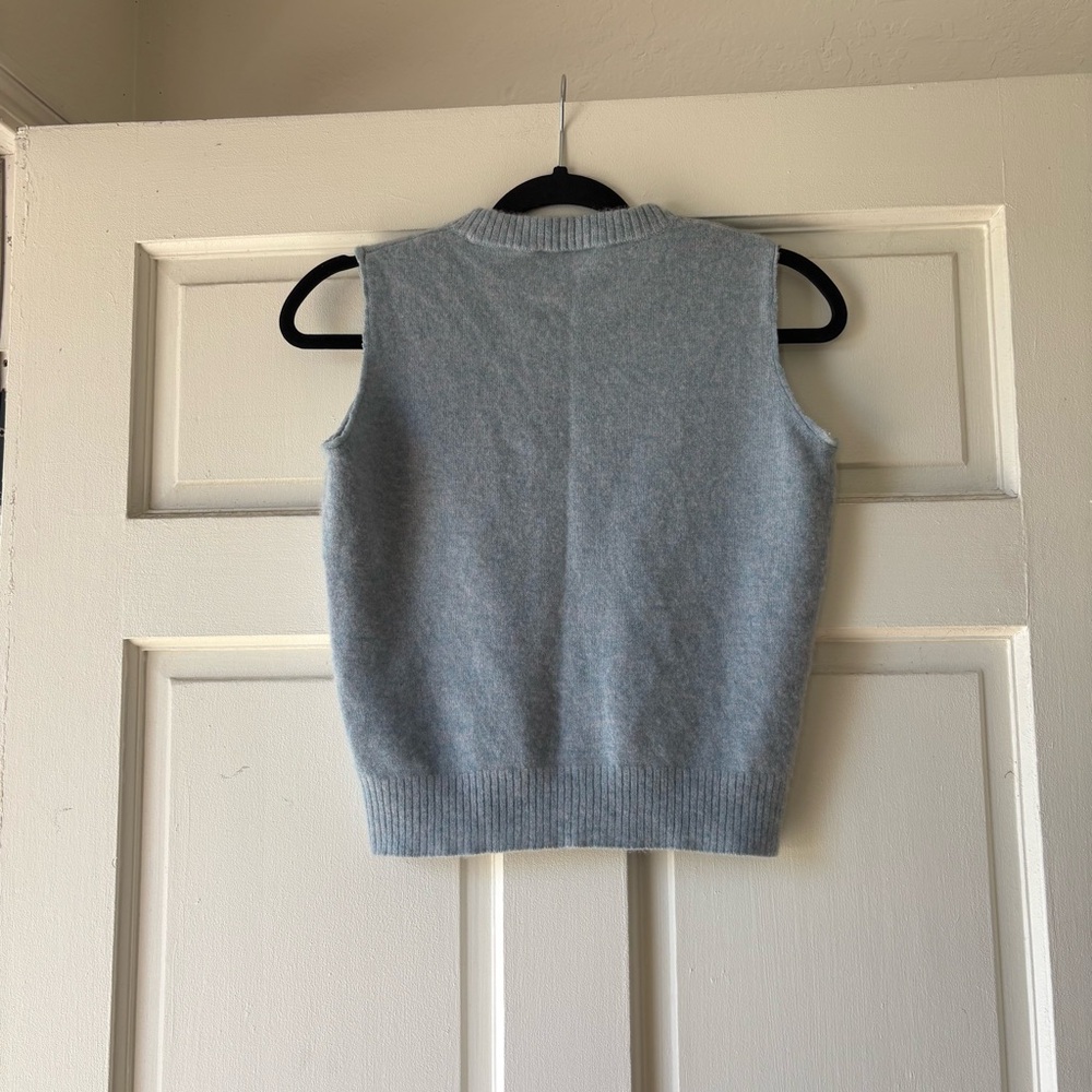 Reformation Light Gray self altered cut Sleeveless Top vest SB2 - Picture 4 of 7